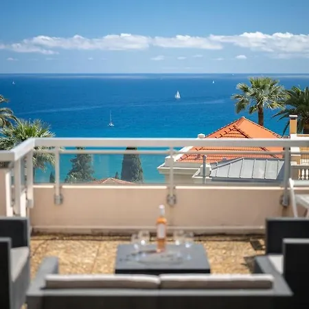 Le Neptune - Vue - Grande Terrasse - Parking Prive * Ментона